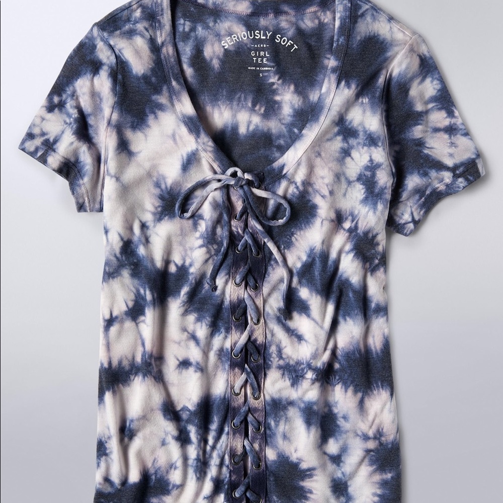 NWOT Aeropostale Seriously Soft Tiedye Lace-up Tee